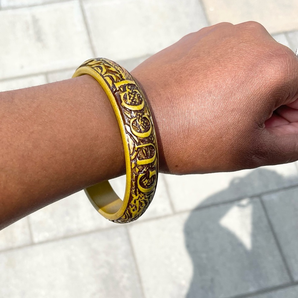 Gucci Bangle! RARE FIND💯🔥🔥 - Picture 2 of 3